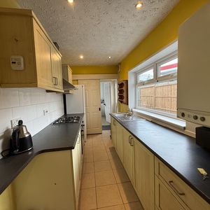 Photo 8- click for photo gallery